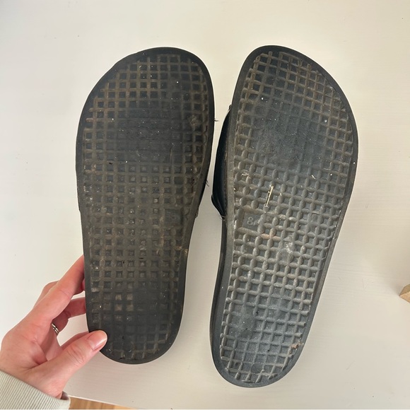 Slides - Picture 5 of 5